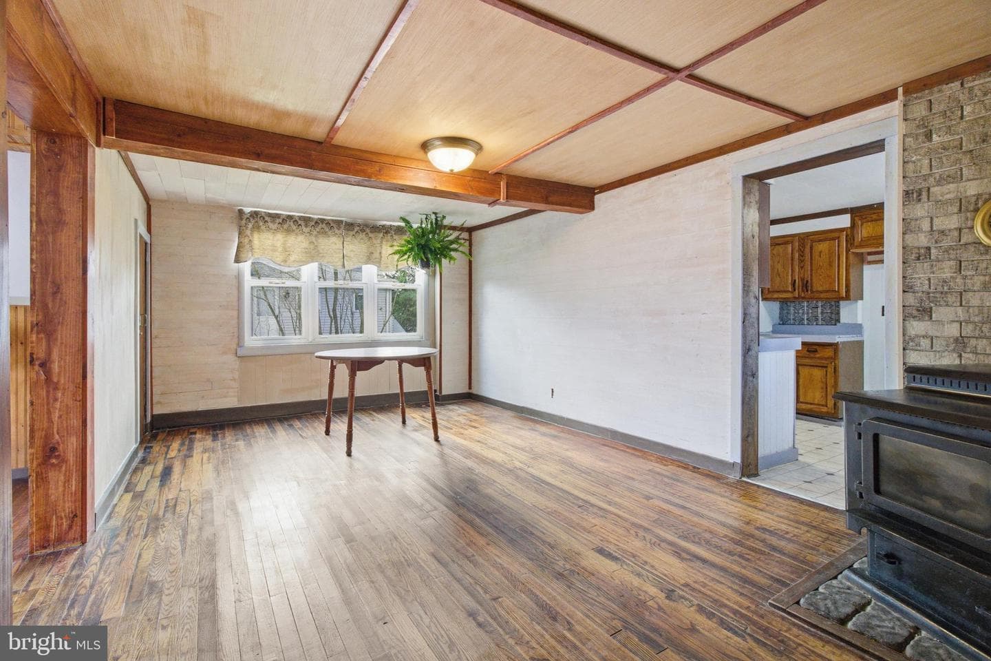 334 Hemlock Street photo 6