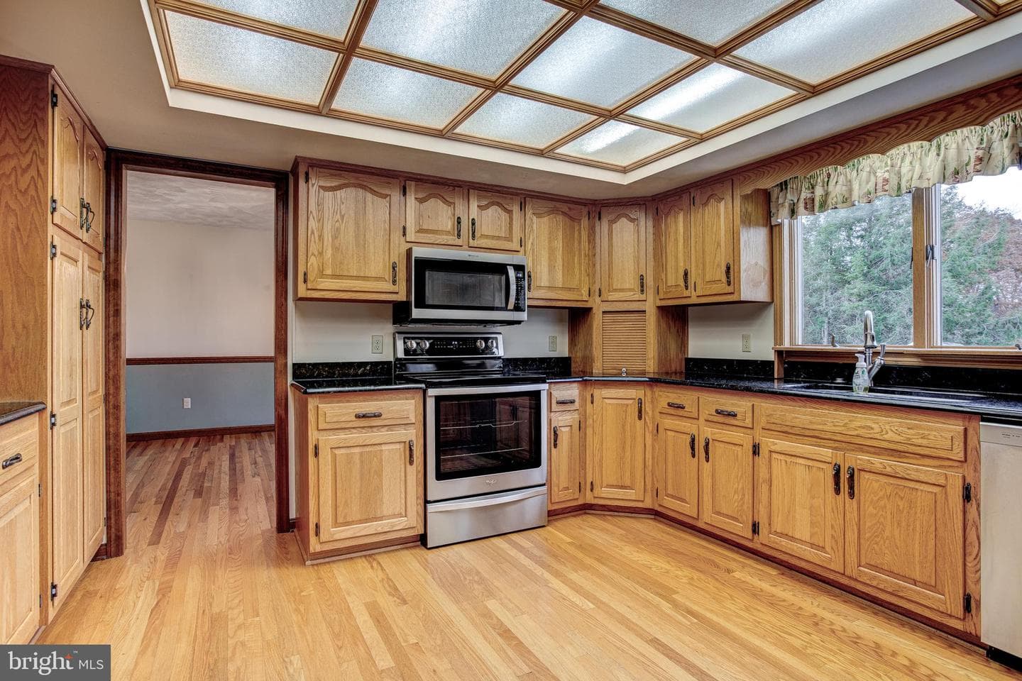 1765 Cambridge Drive photo 15