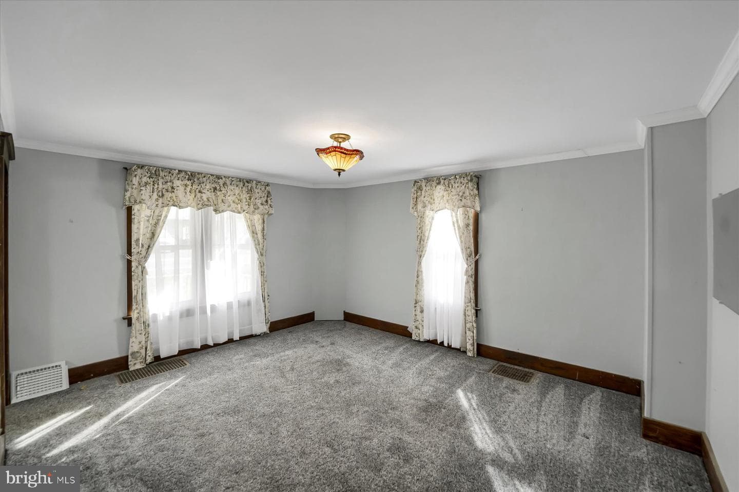 217 E College Avenue photo 8