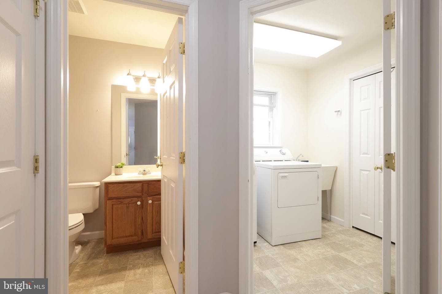 210 Amblewood Way photo 20