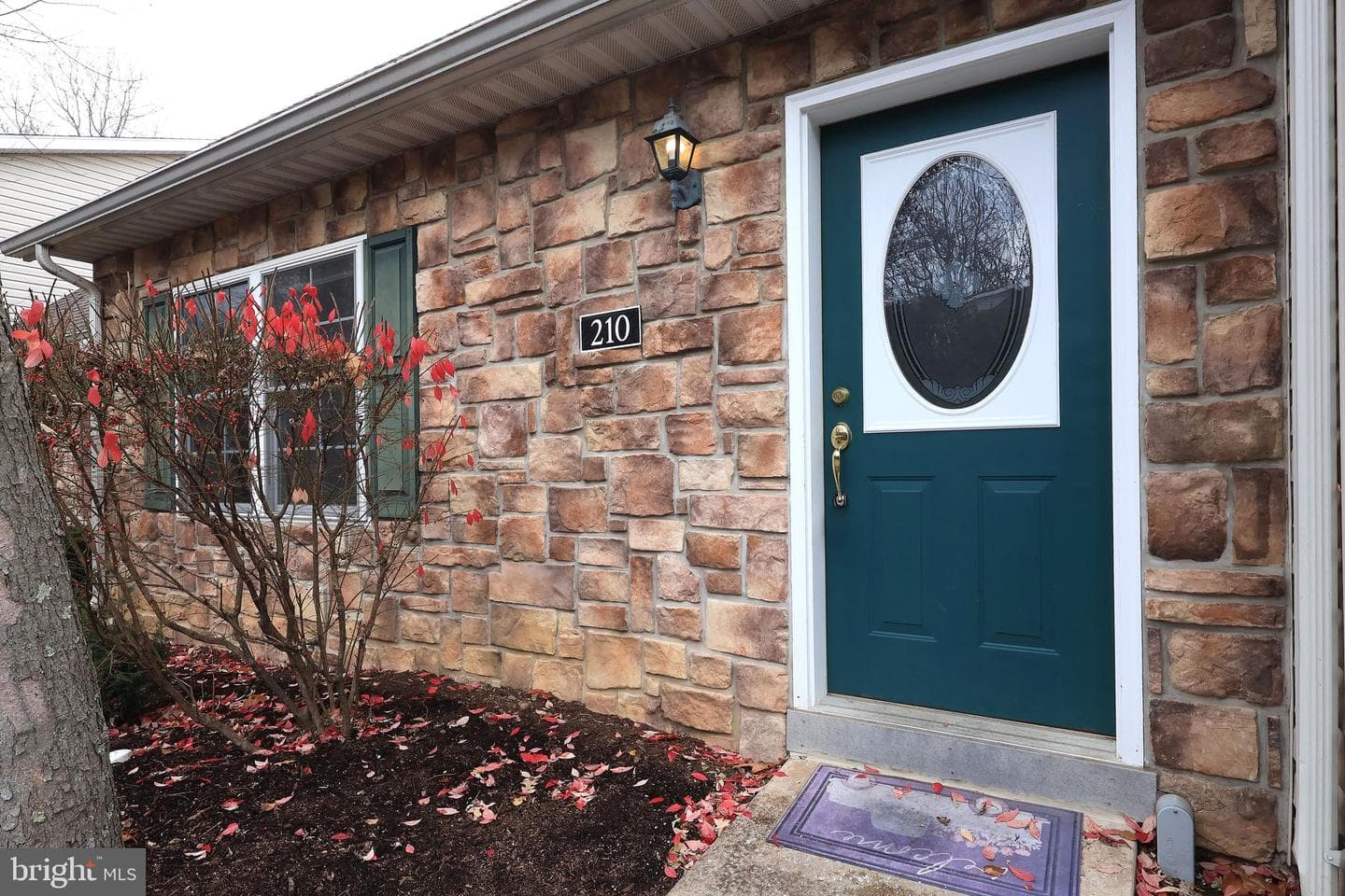 210 Amblewood Way photo 4