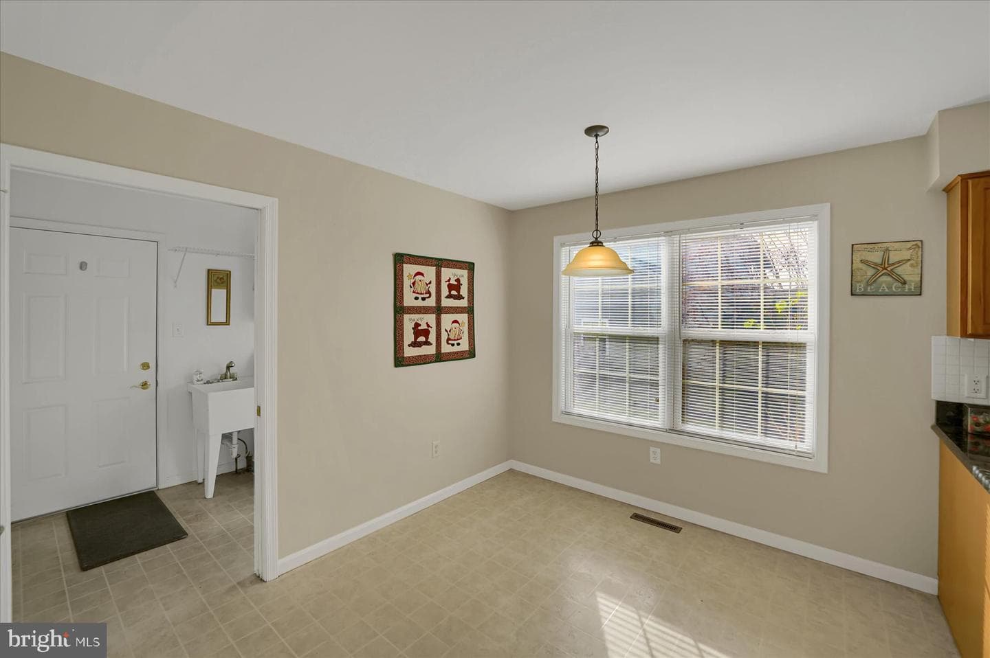 100 Forest Glen Circle photo 10