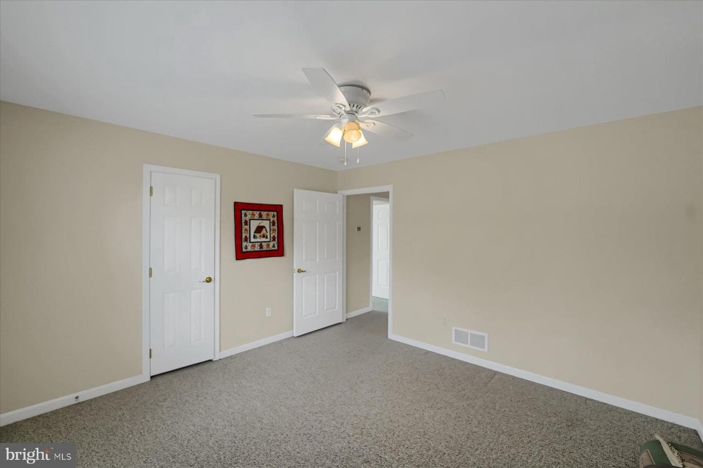 100 Forest Glen Circle photo 20