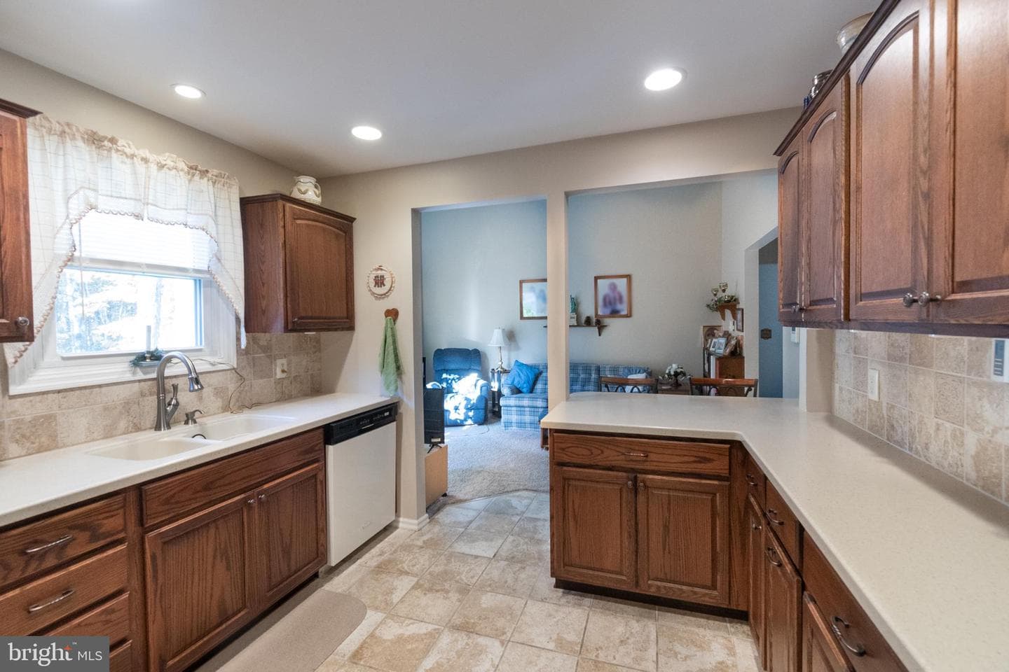 592 Melissa Lane photo 15