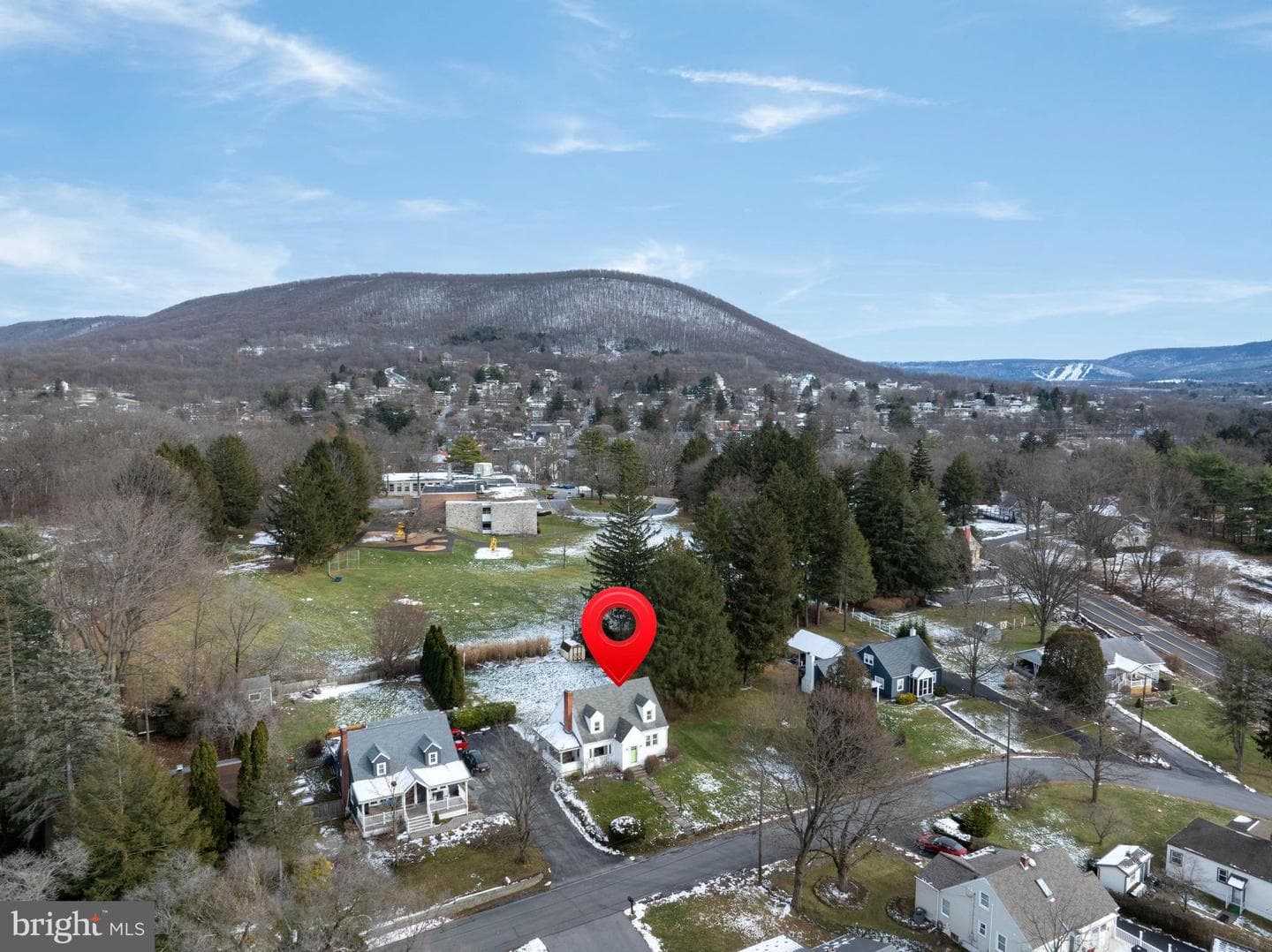 173 Hillview Avenue photo 2