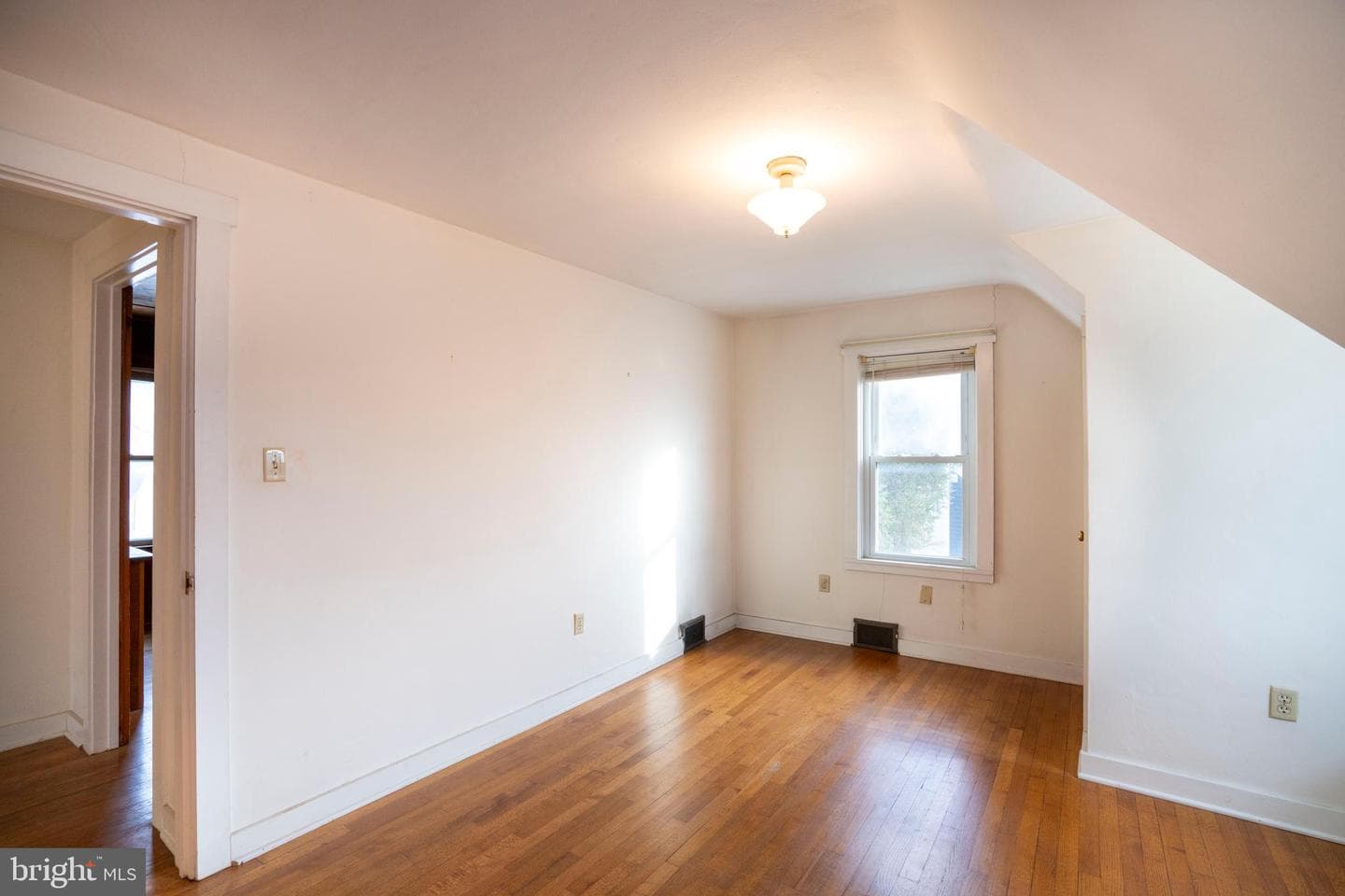 173 Hillview Avenue photo 39