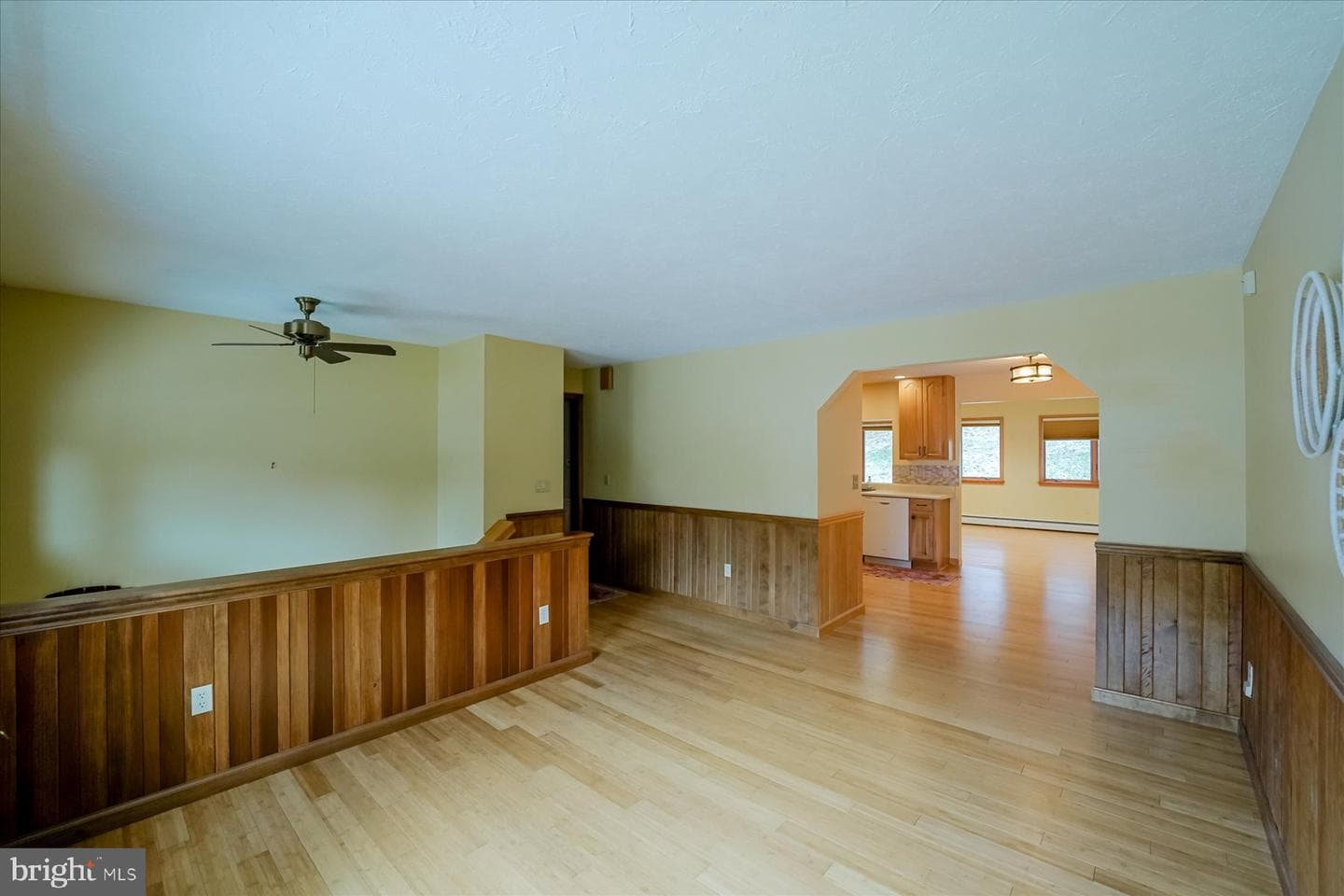 633 W Hillside Avenue photo 4