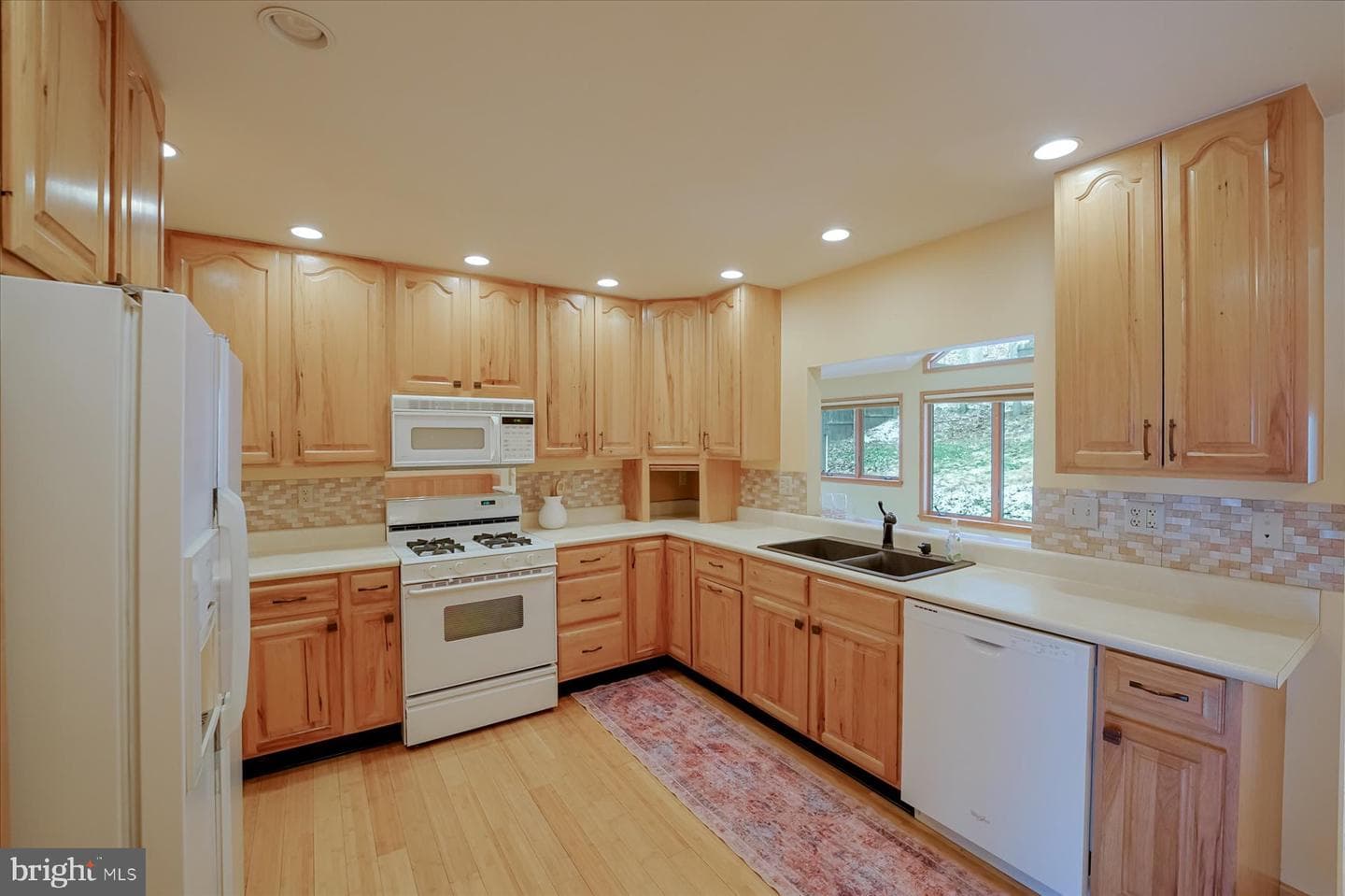633 W Hillside Avenue photo 6