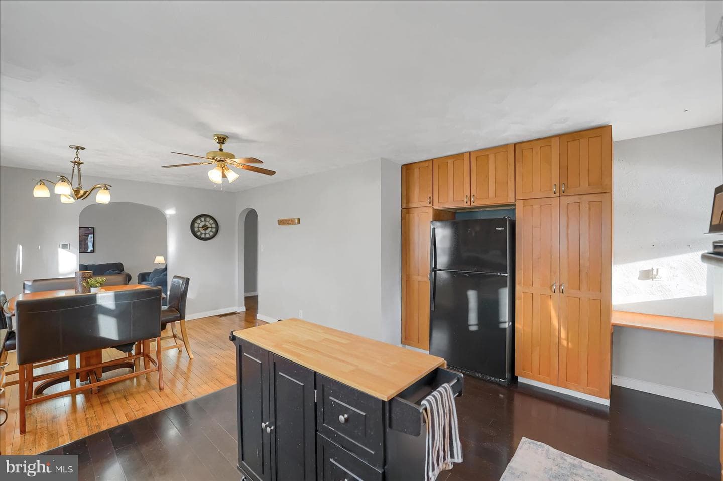 147 Sunset Avenue photo 12