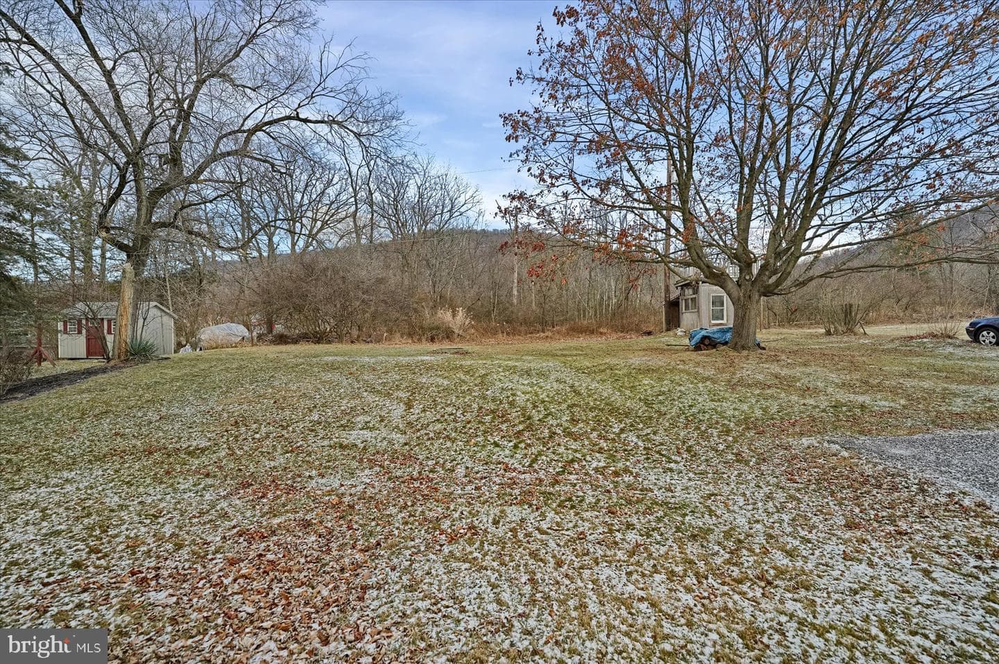 147 Sunset Avenue photo 28
