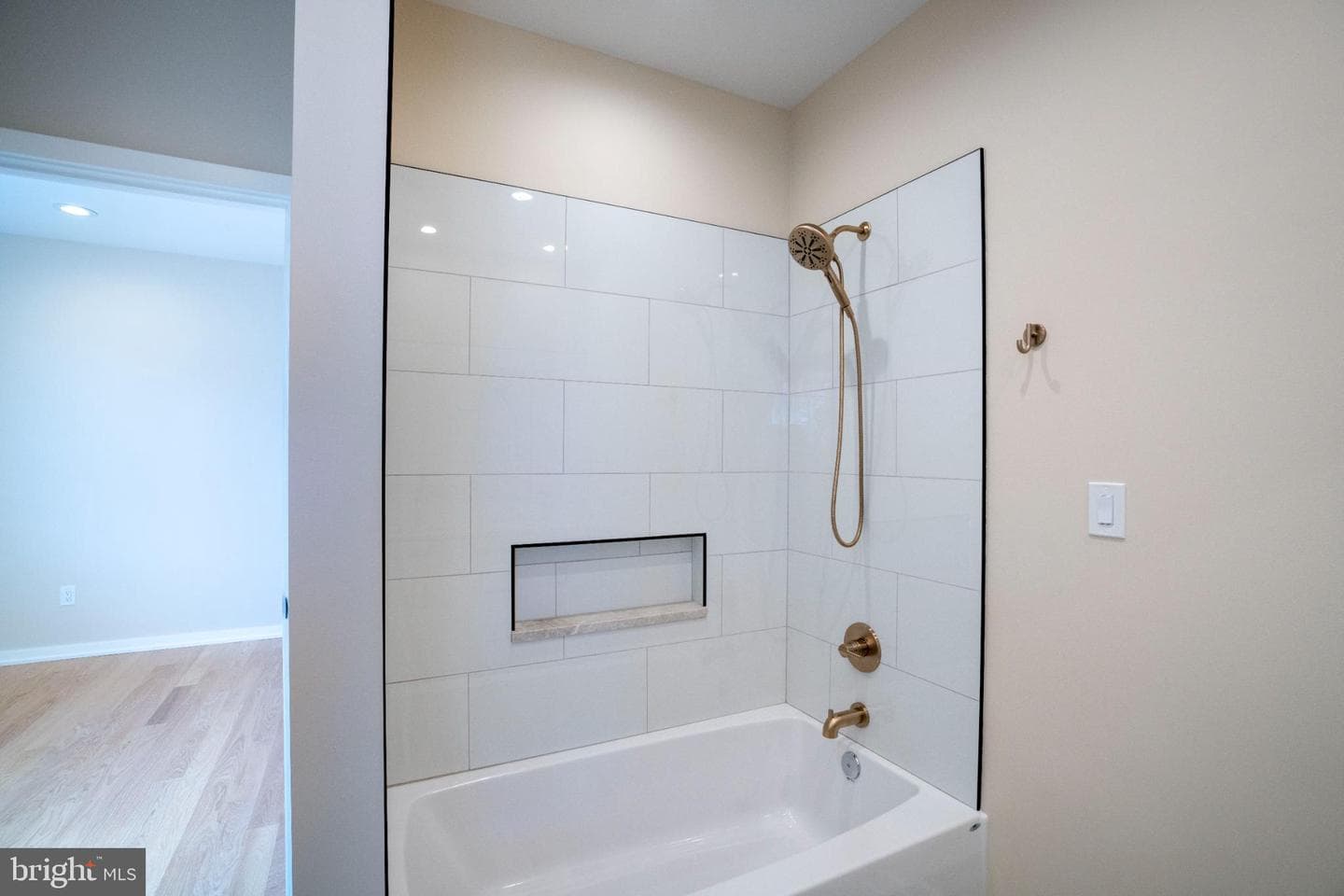 390 Trout Road photo 46