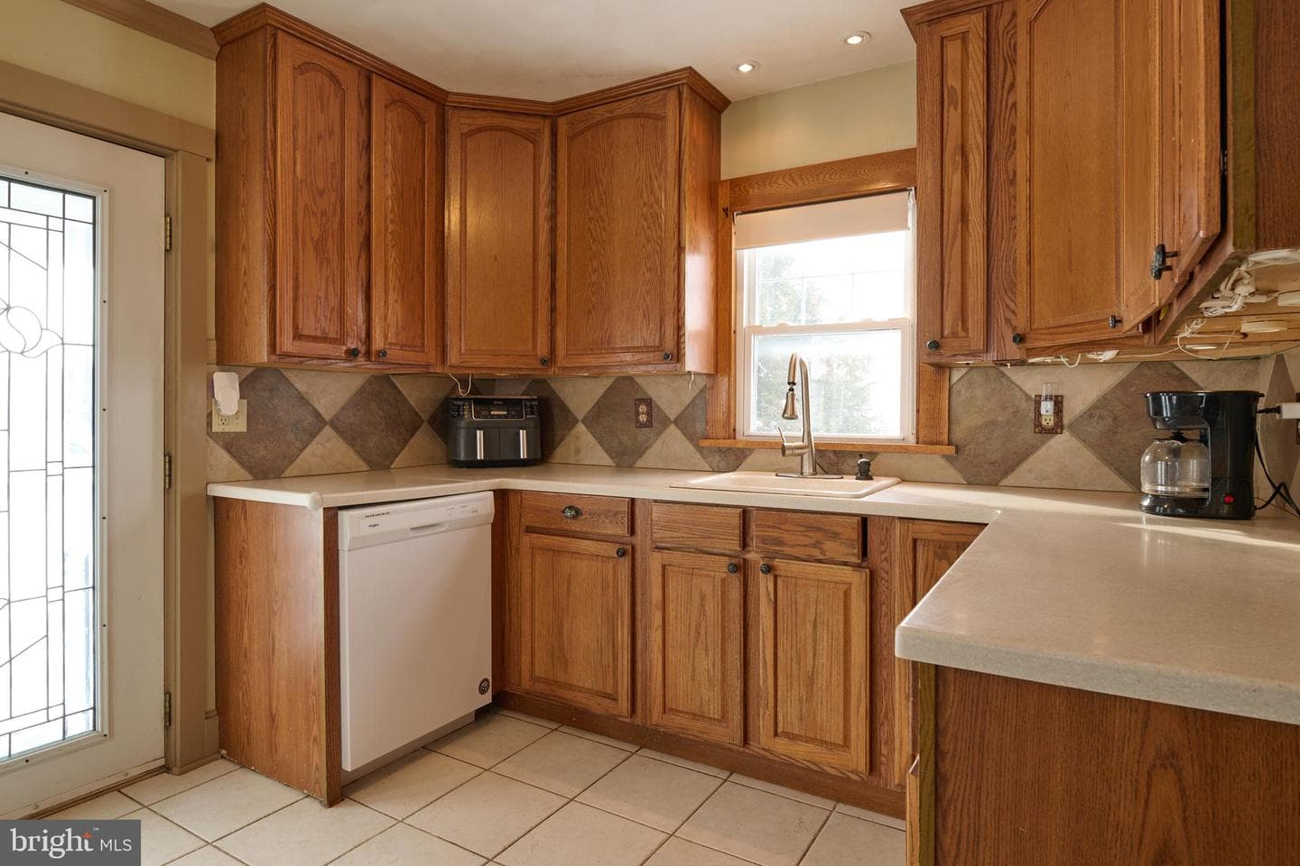 127 E Aaron Square photo 13