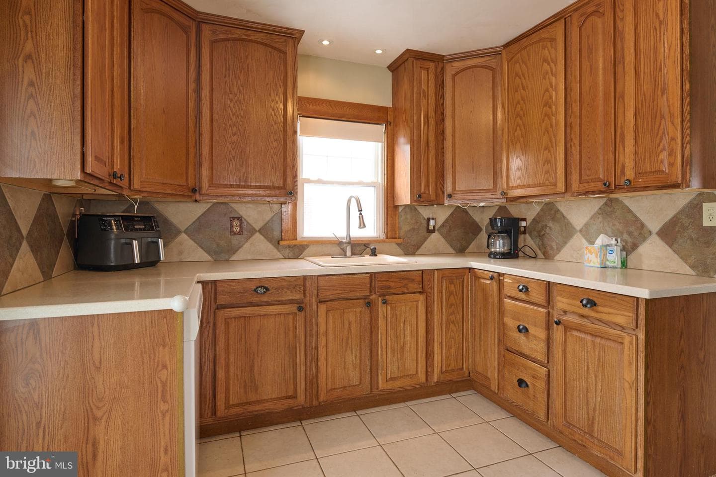 127 E Aaron Square photo 14