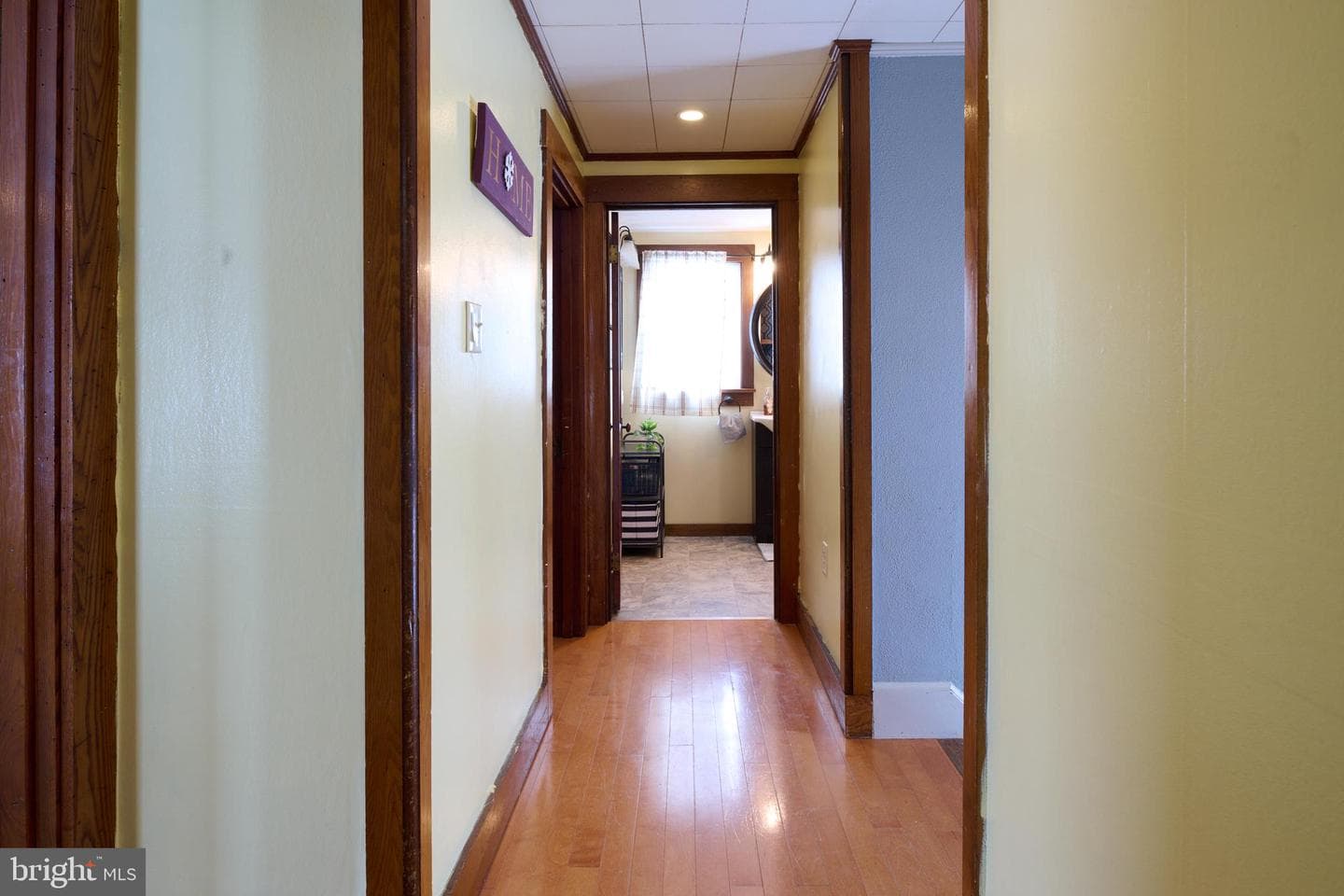 127 E Aaron Square photo 28