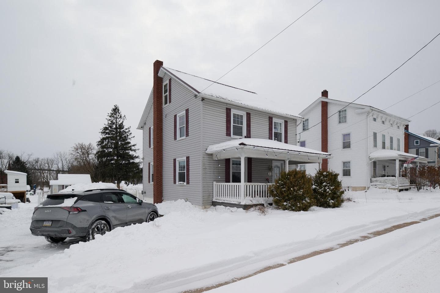 127 E Aaron Square photo 52