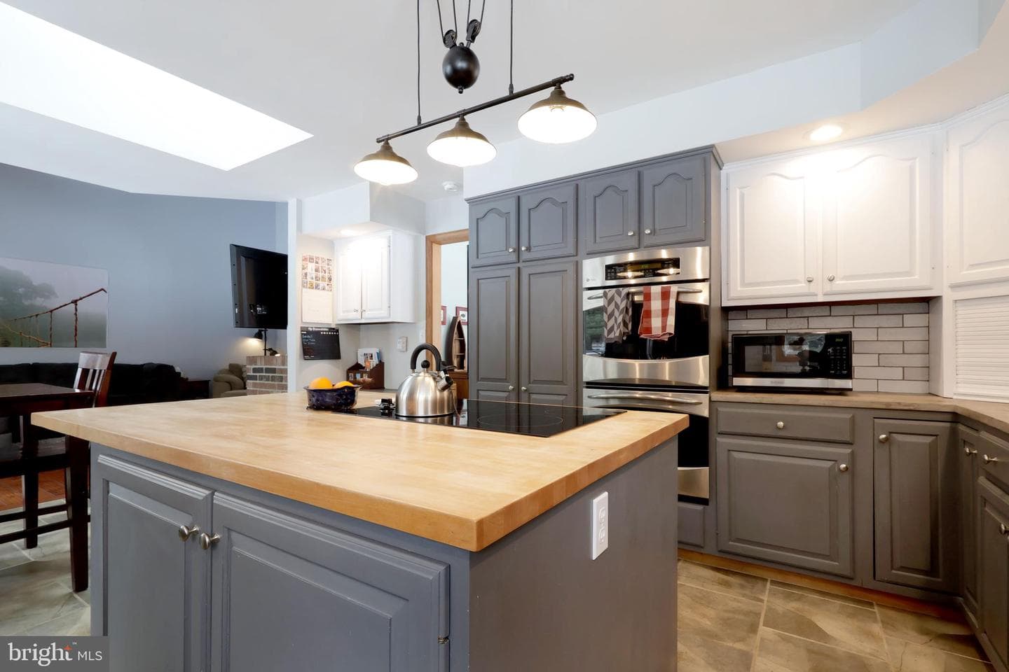 519 Kristina Circle photo 18