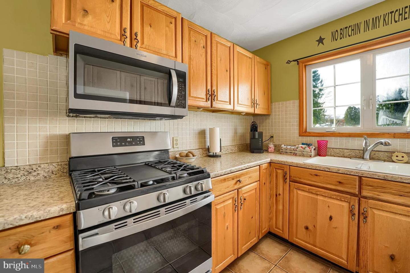 1076 Clarence Road photo 20