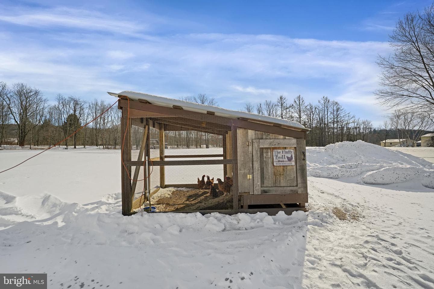 1076 Clarence Road photo 37