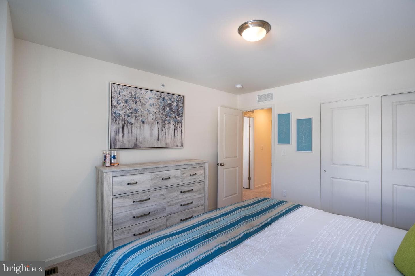 277 Isabella Circle photo 52