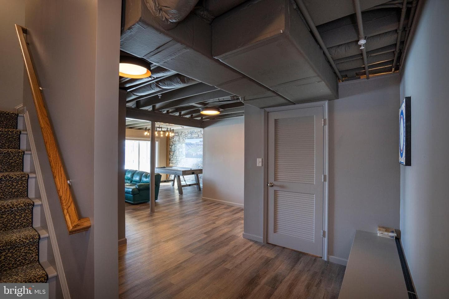 277 Isabella Circle photo 54
