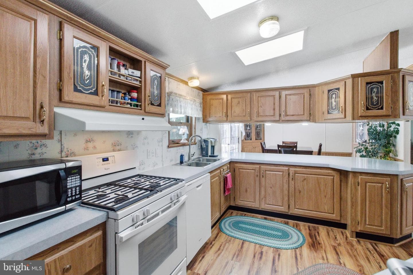 188 Ernestville Road photo 2