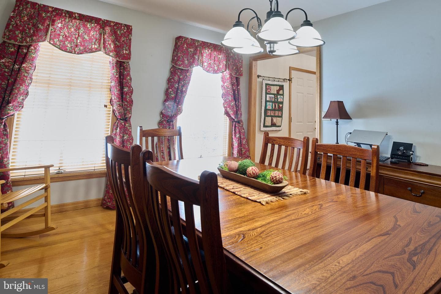 1736 Cambridge Drive photo 15