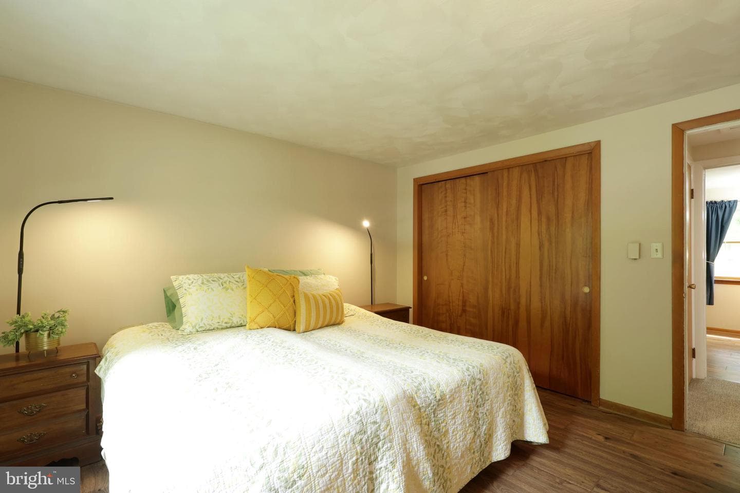 631 Wiltshire Drive photo 32