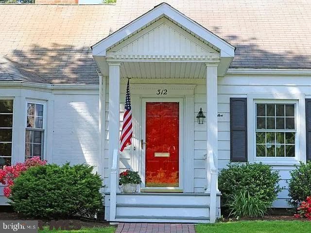 312 S Buckhout Street photo 62