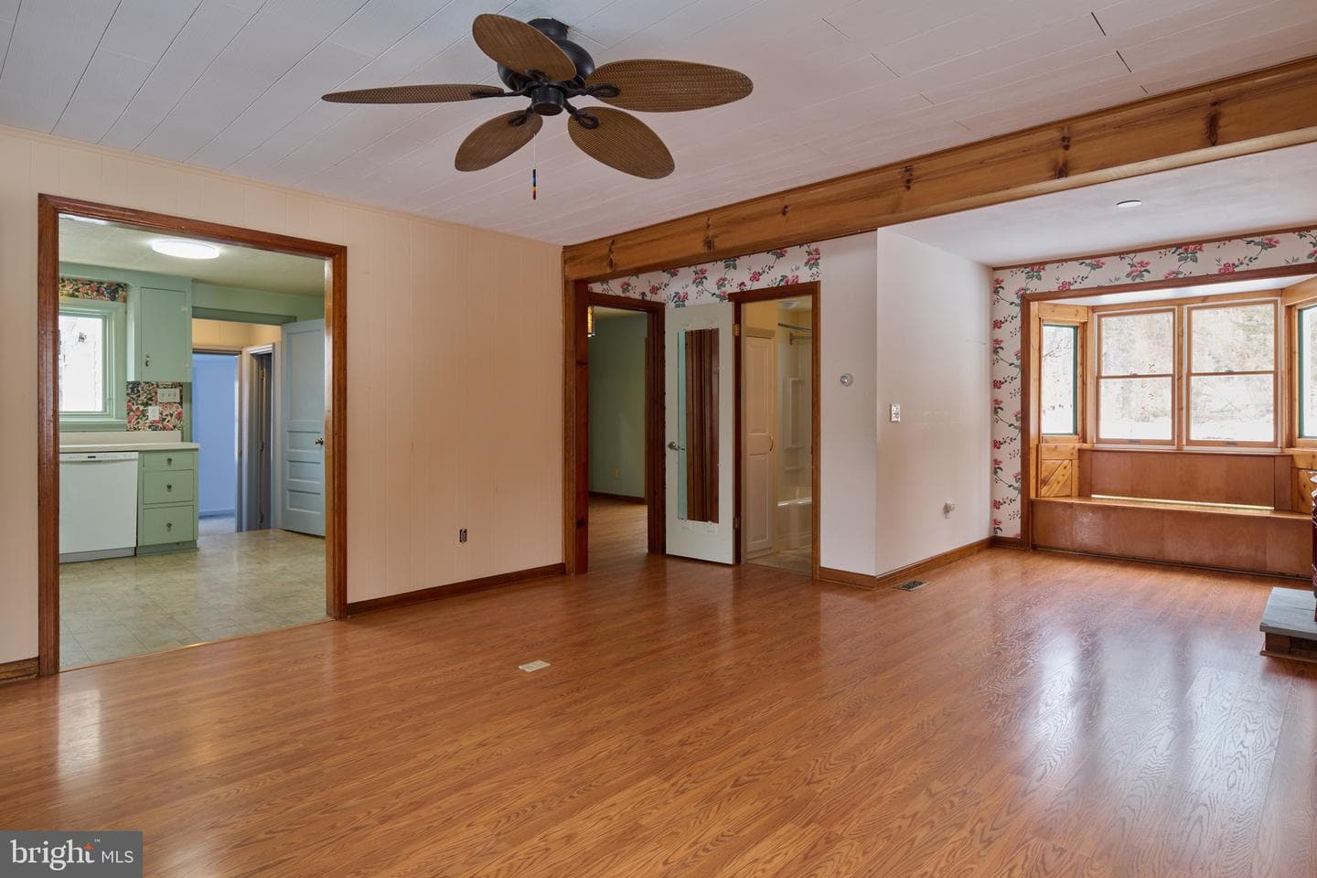 320 Loop Road photo 13