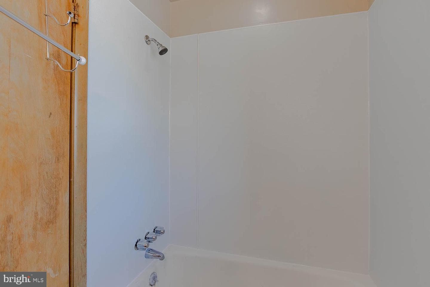 712 D W Beaver Avenue photo 17
