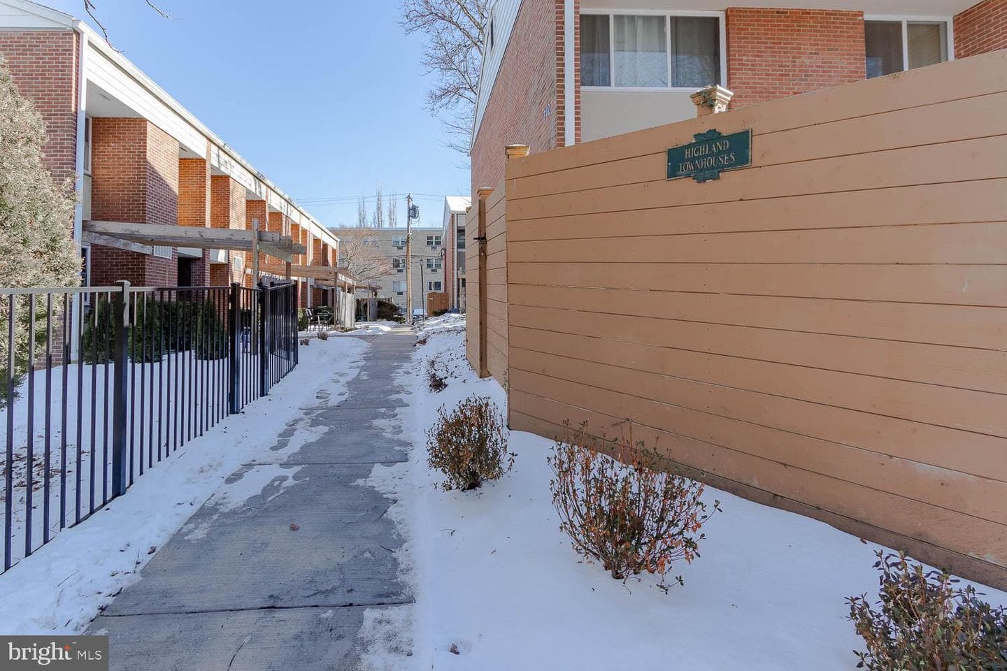 712 D W Beaver Avenue photo 29
