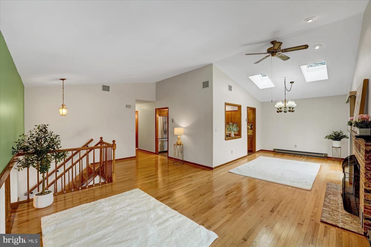 552 Lanceshire Lane photo 12