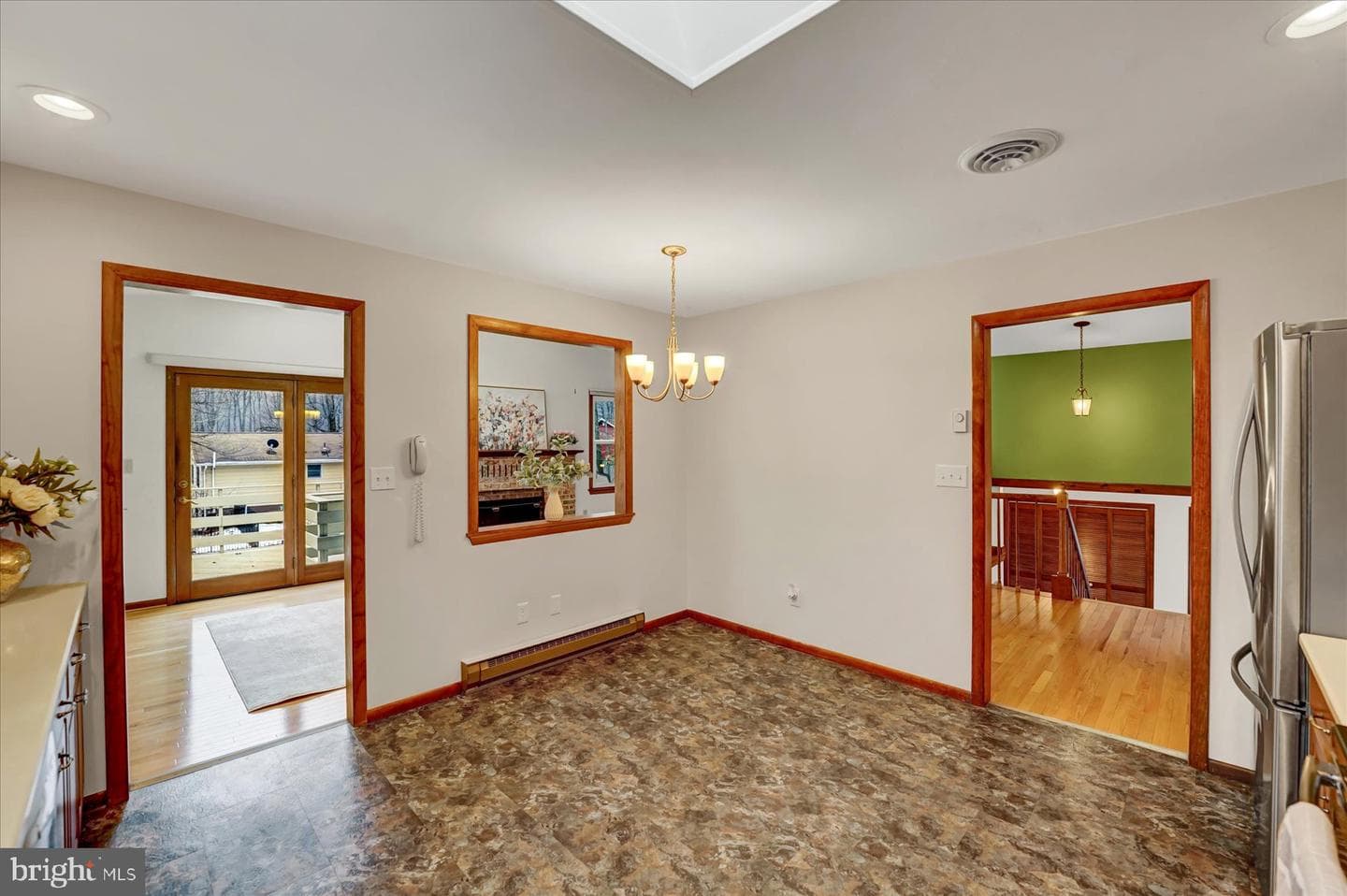 552 Lanceshire Lane photo 16