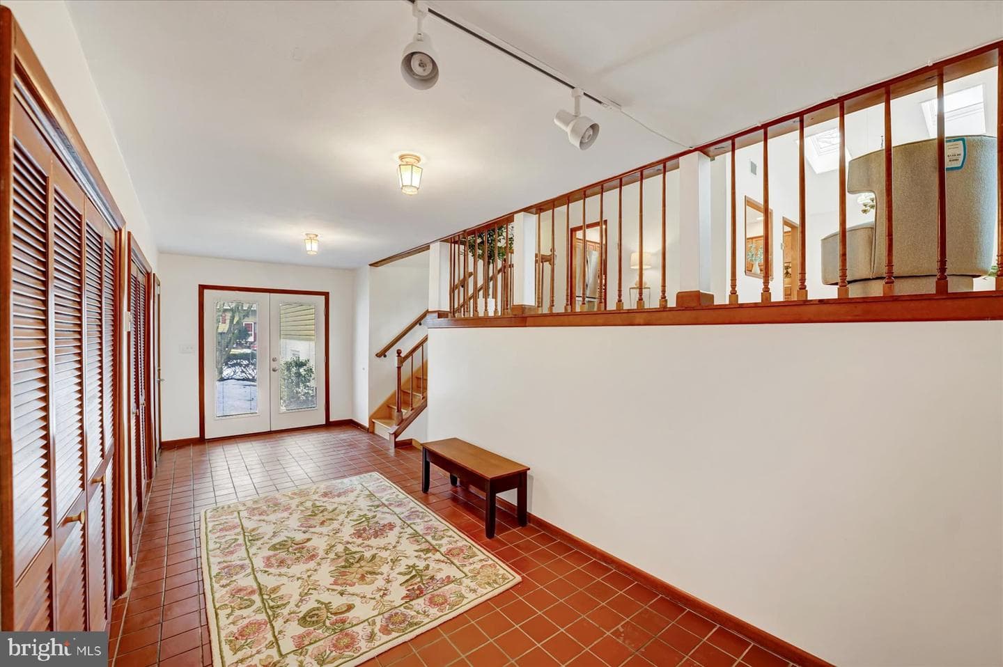 552 Lanceshire Lane photo 6