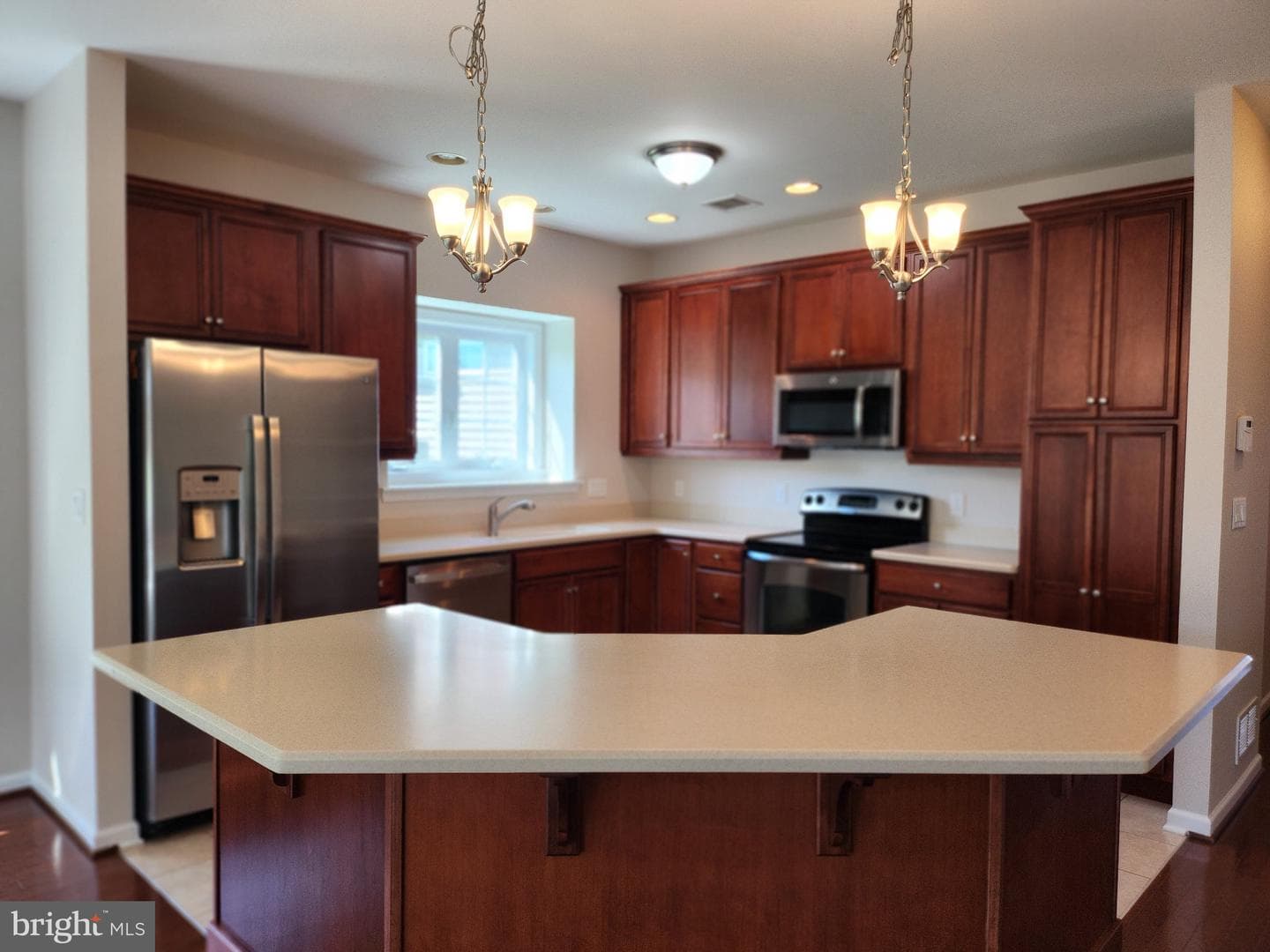 117 Glory Way photo 3