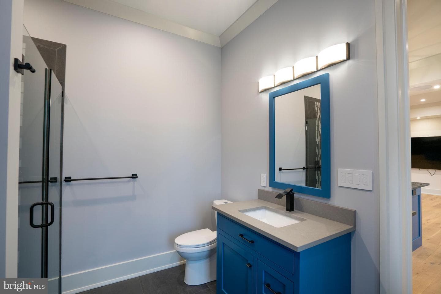 373 W Crestview Avenue photo 77