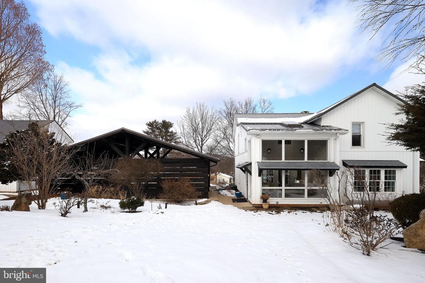 711 Blanchard Street photo 41