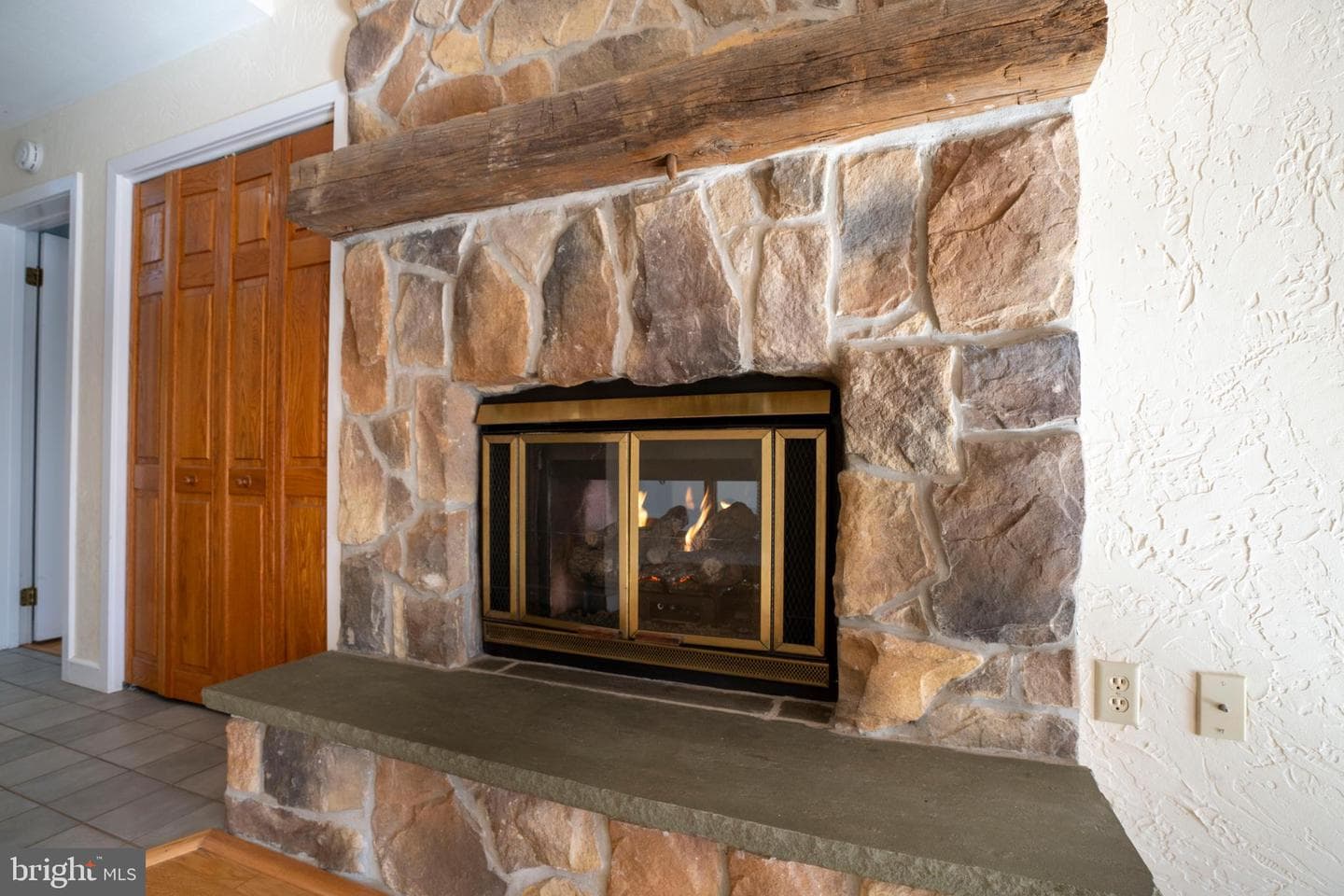 50 Toms Lane photo 18