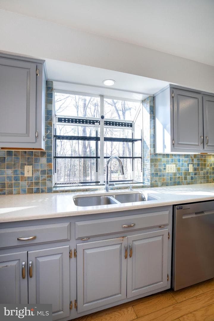 50 Toms Lane photo 29