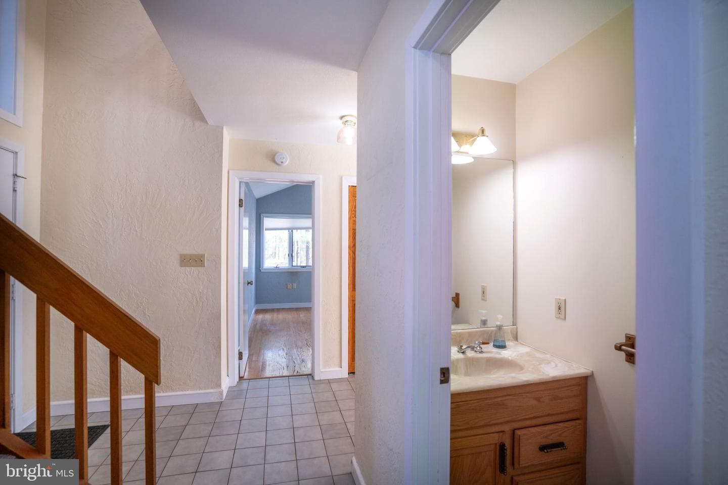 50 Toms Lane photo 37