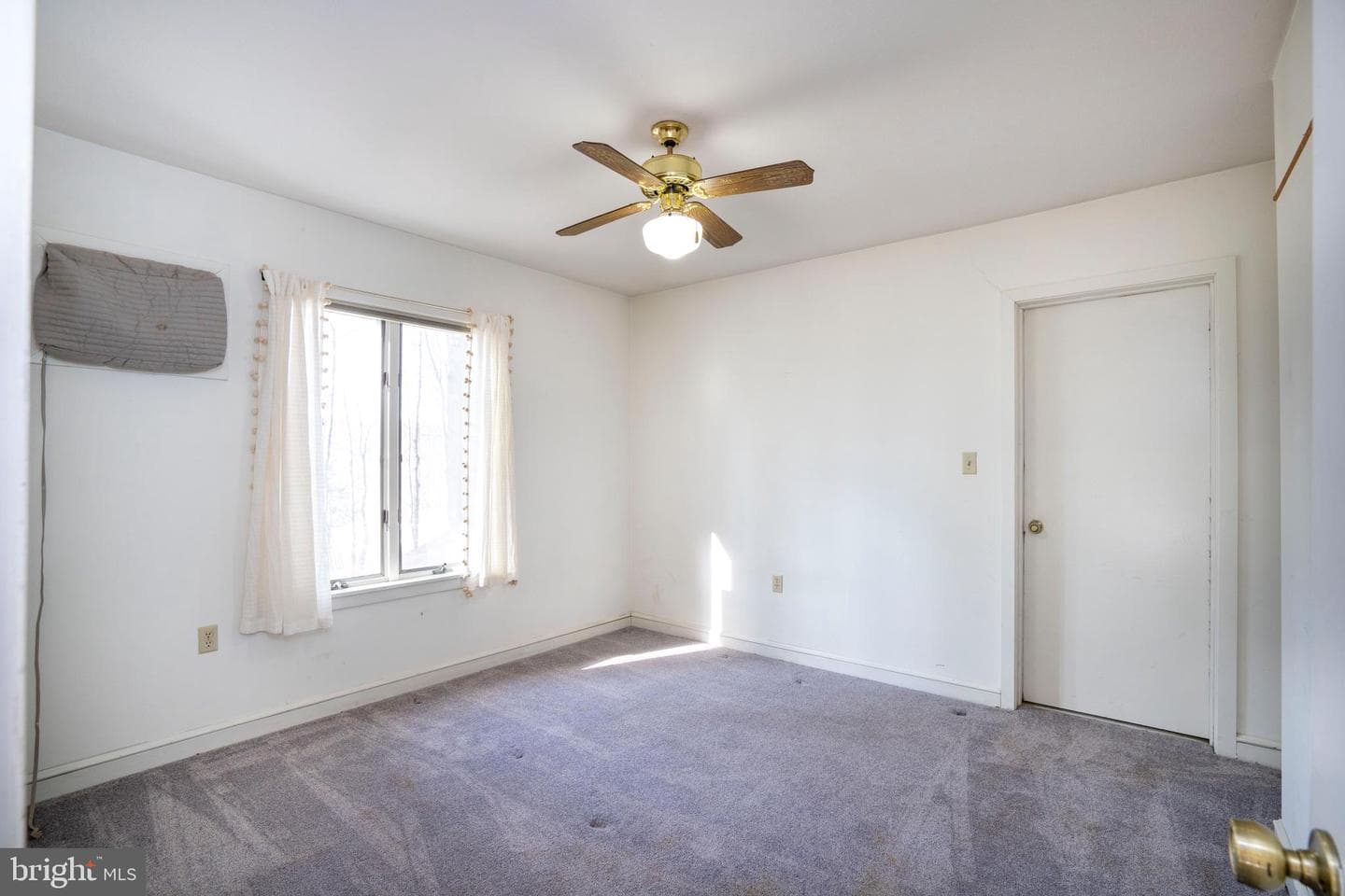 50 Toms Lane photo 55