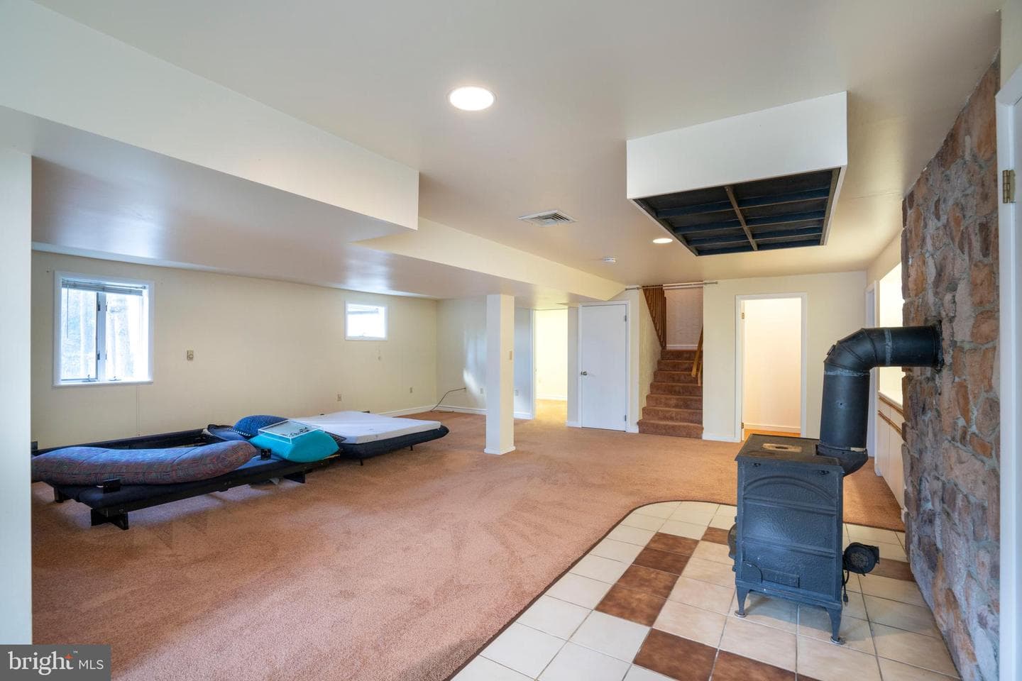 50 Toms Lane photo 60
