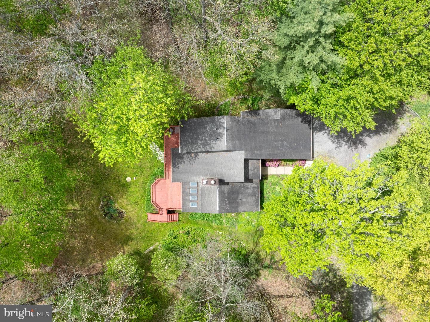 50 Toms Lane photo 74