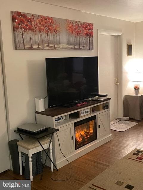 101 E Aaron Drive photo 38