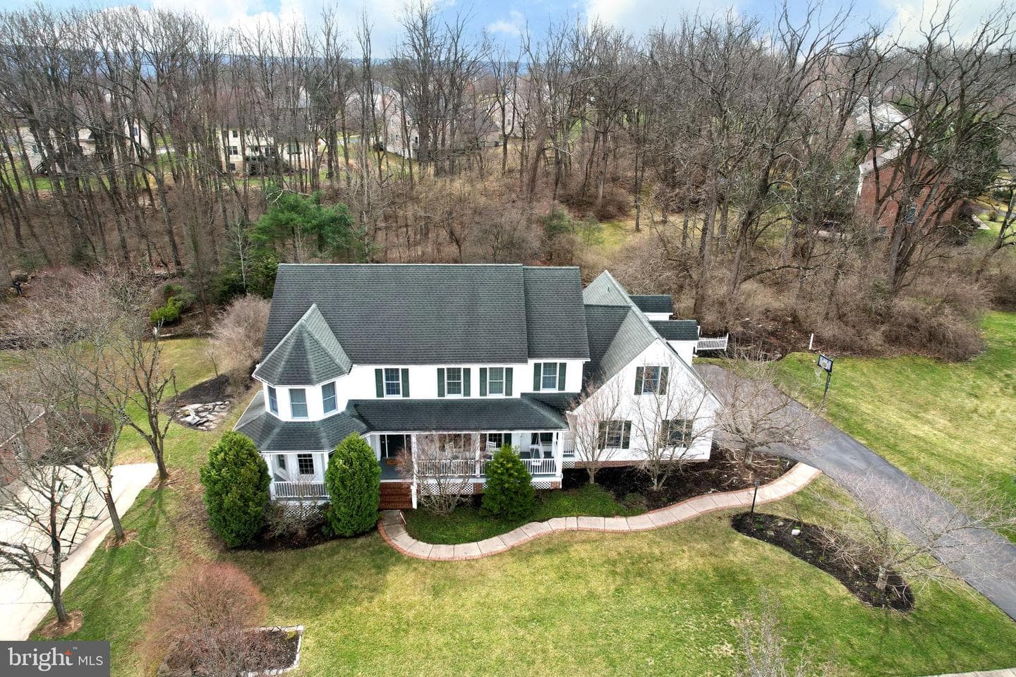 1354 Megan Drive photo 3