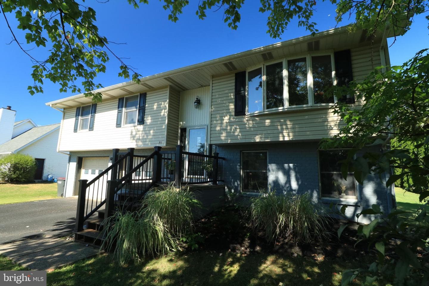 311 Goldfinch Drive