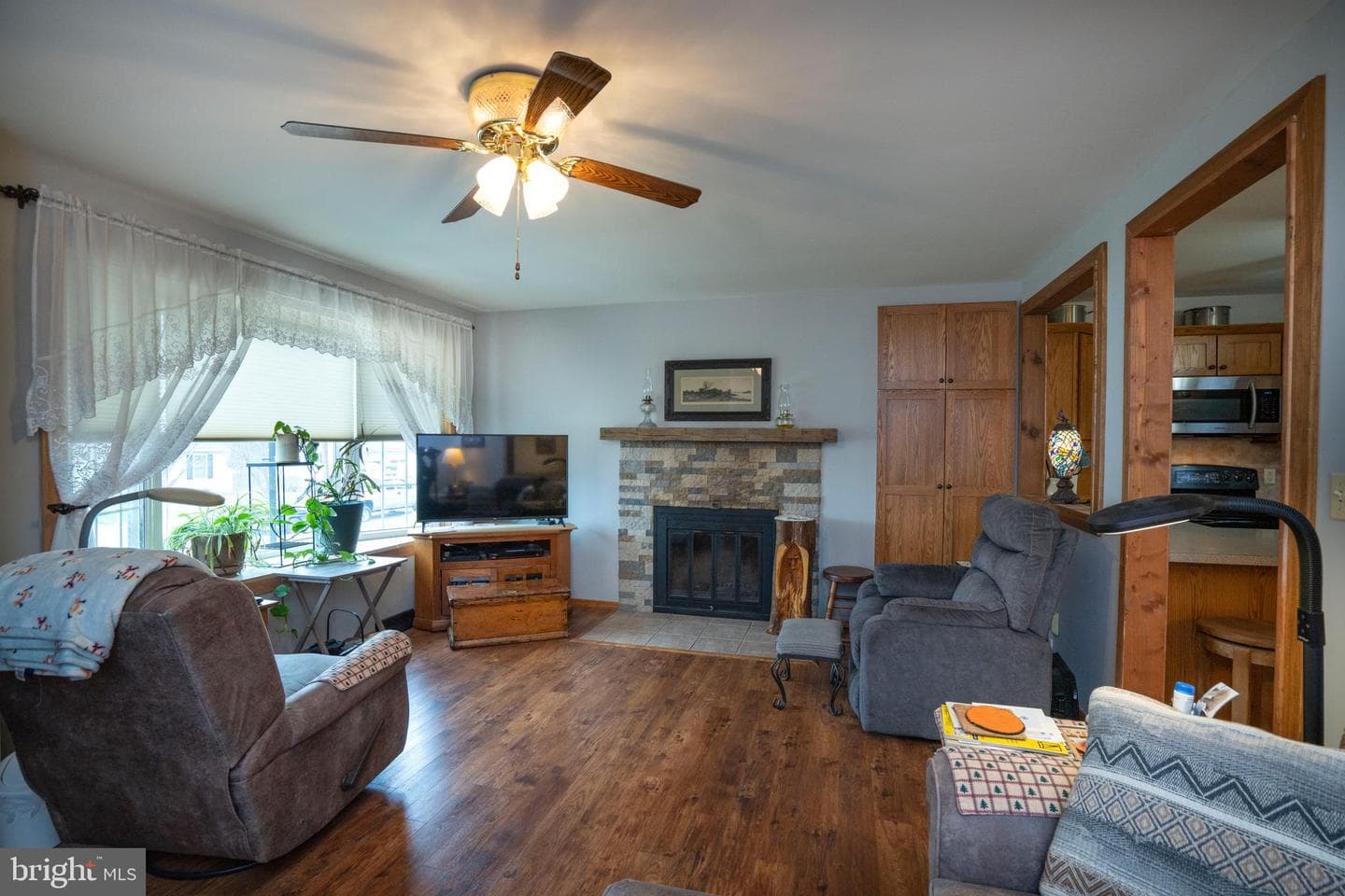 448 E Beaver Street photo 2