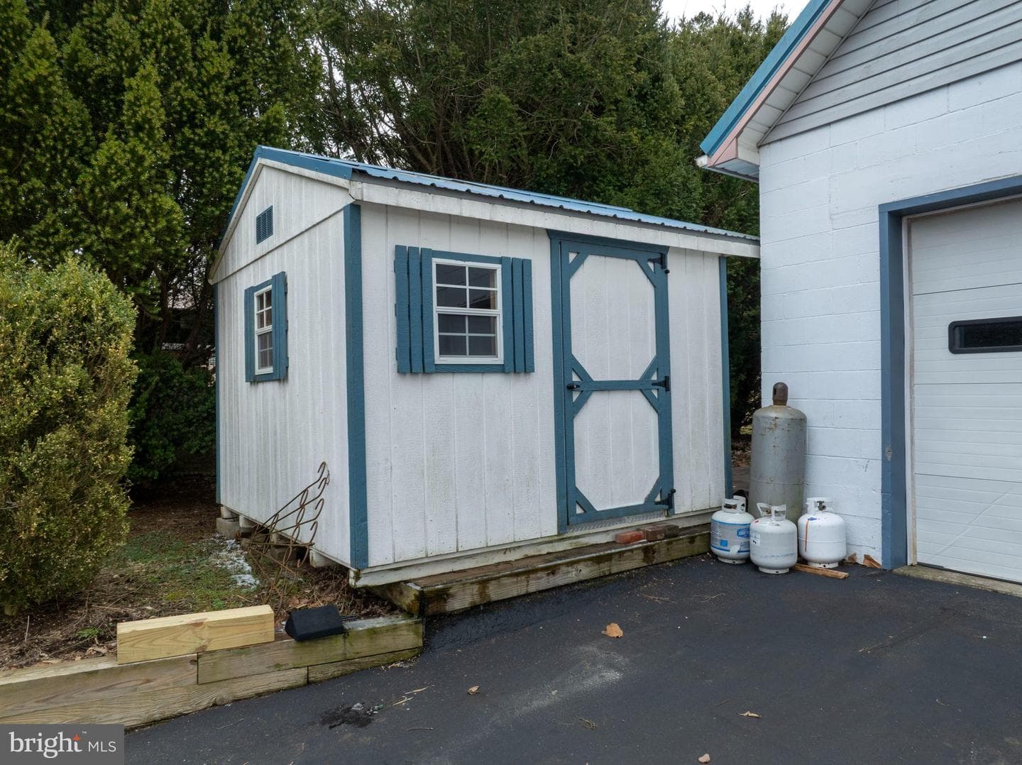 448 E Beaver Street photo 40