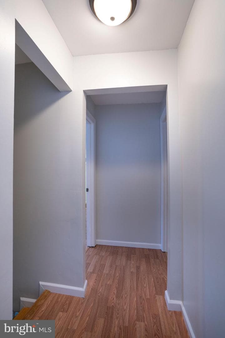 328 E Logan Street photo 47
