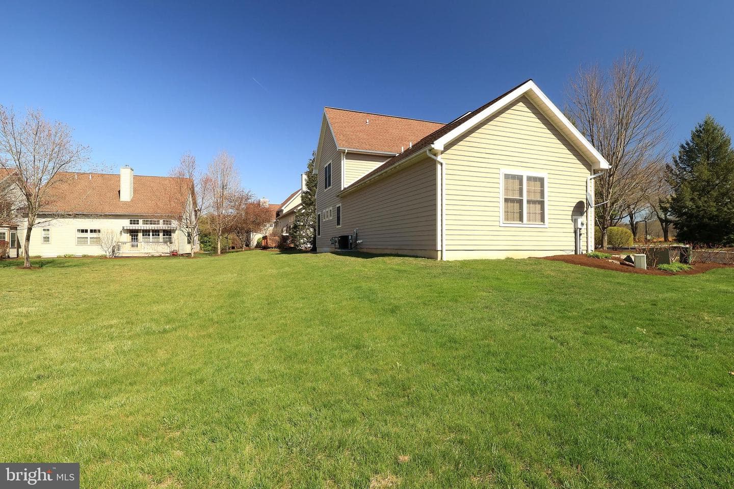102 Abbott Lane photo 57